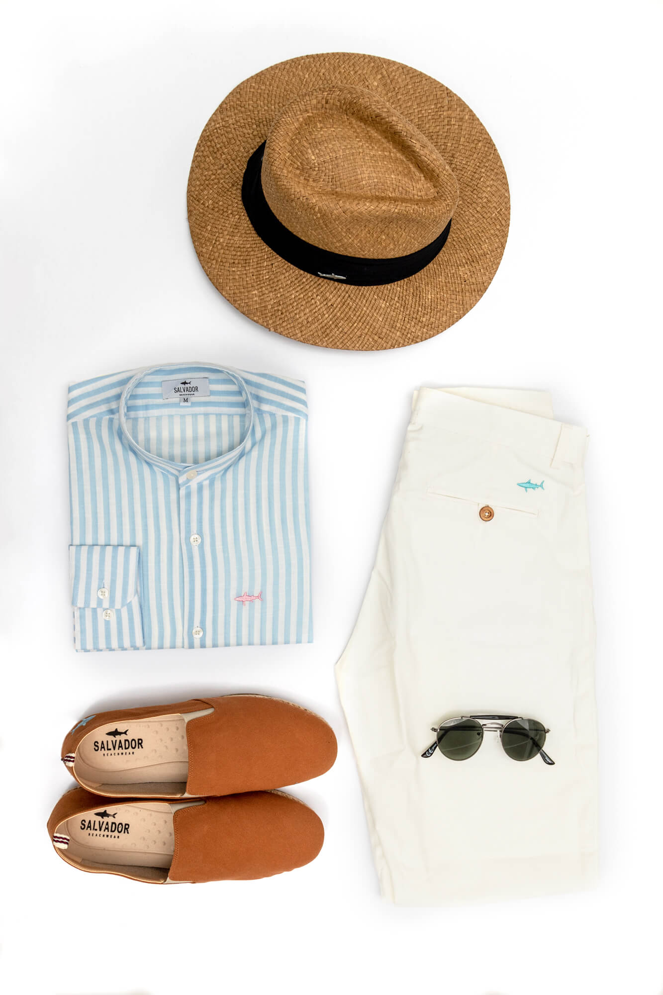 BEACH-READY: MUST-HAVE CLOTHING ITEMS FOR MEN'S BEACH WARDROBE