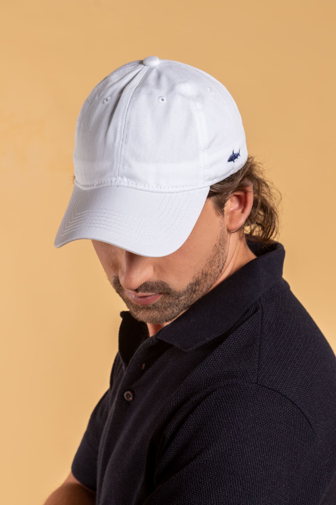 WHITE CAP