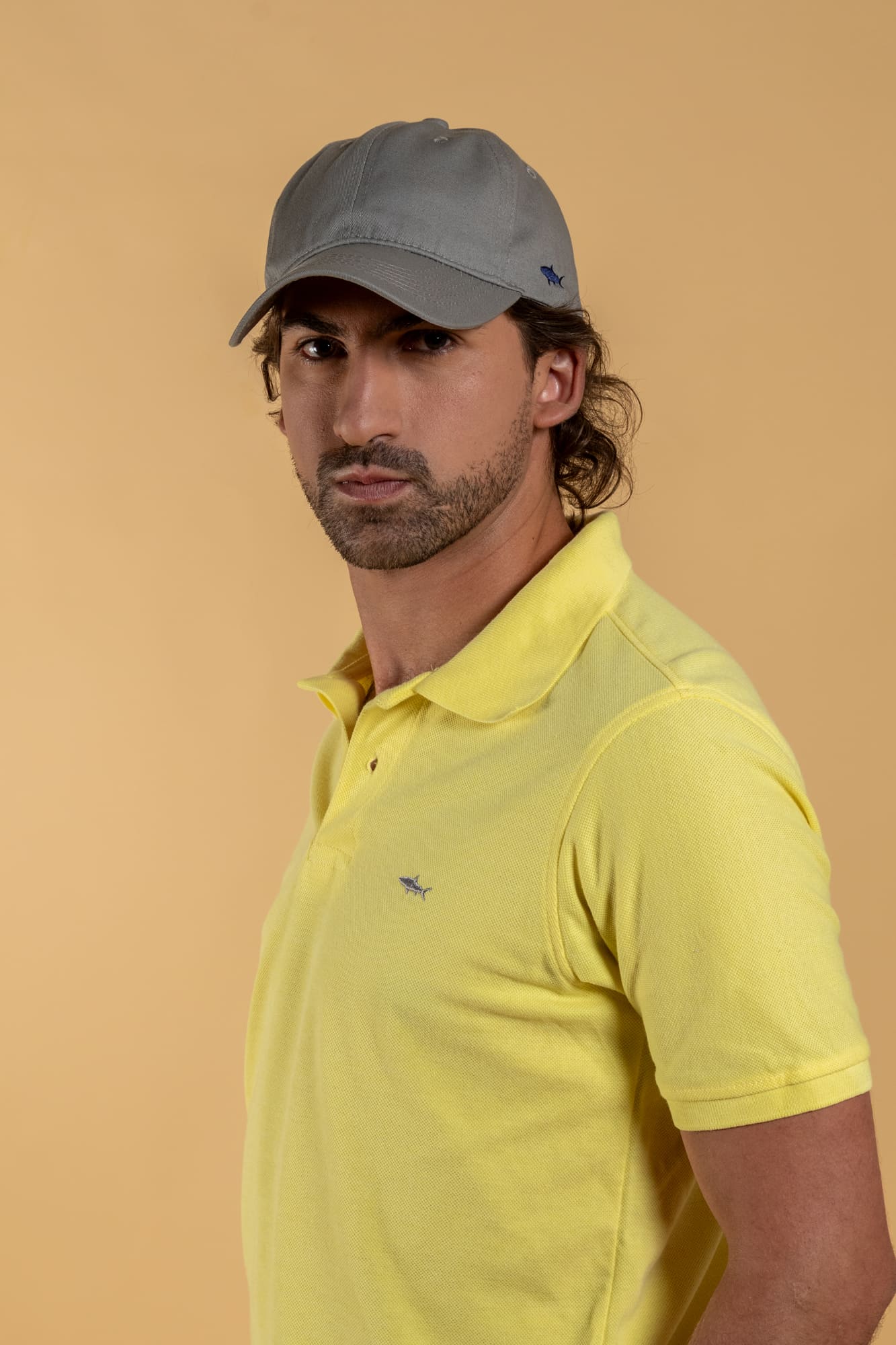 GRAY CAP