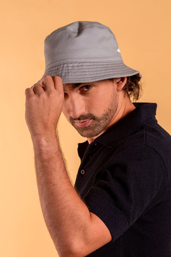 GREY CAP